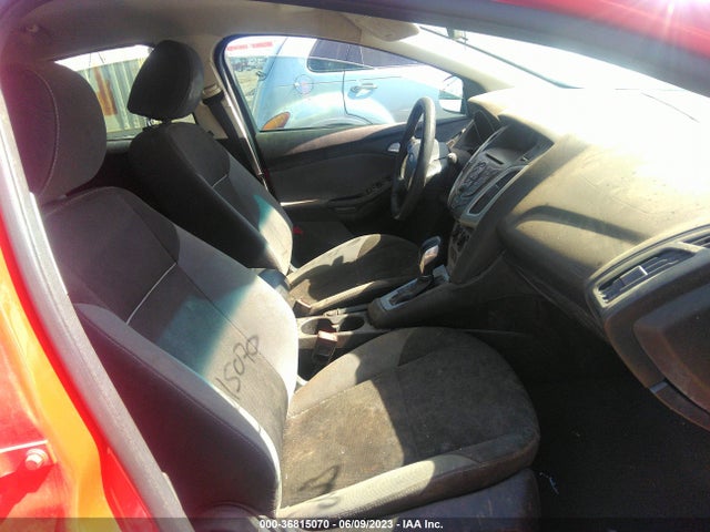Ford FOCUS SE 2014 1FADP3K21EL432654 Image 6