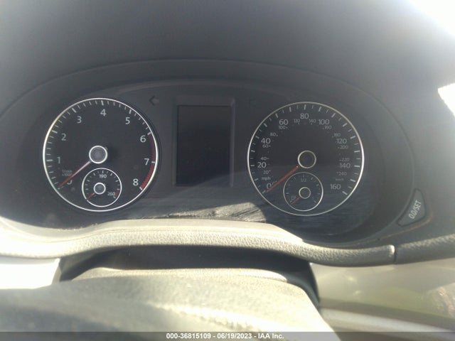 1VWAT7A39FC037971 Volkswagen Passat 1.8t Wolfsburg Ed