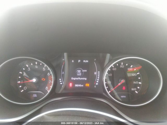 3C4NJCBB2KT809377 Jeep Compass Latitude