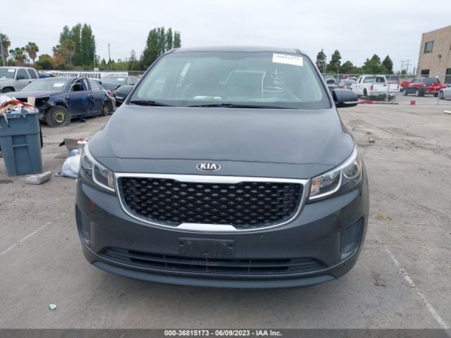 KNDMB5C1XH6323056 KIA SEDONA LX