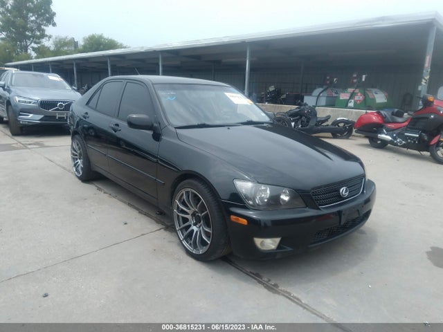 2003 LEXUS IS 300 VIN: JTHBD192130070715