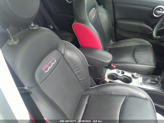 ZFBCFXDT8GP354426 Fiat 500x Lounge