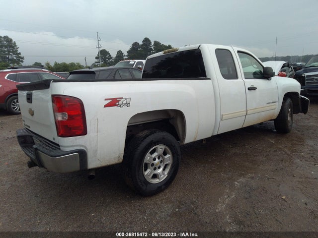 2009 CHEVROLET SILVERADO 1500 LT VIN: 1GCEK29039Z196877