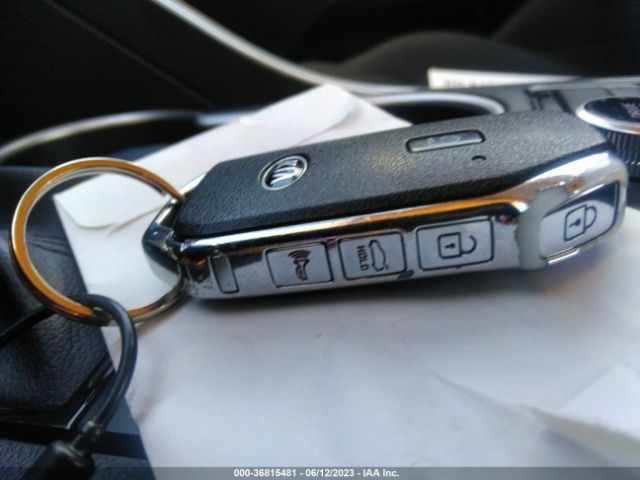 5XXG14J28MG015160 KIA K5 LXS