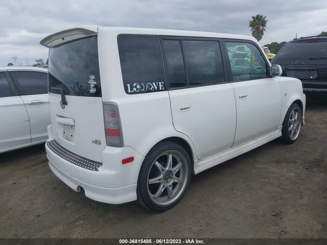 2005 SCION XB VIN: JTLKT324950195058