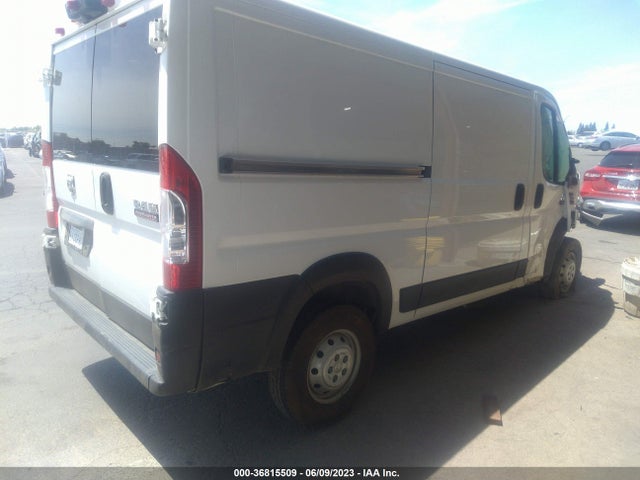 3C6TRVAG9LE107675 RAM Promaster Cargo Van