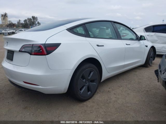 5YJ3E1EA4NF322204 Tesla MODEL 3