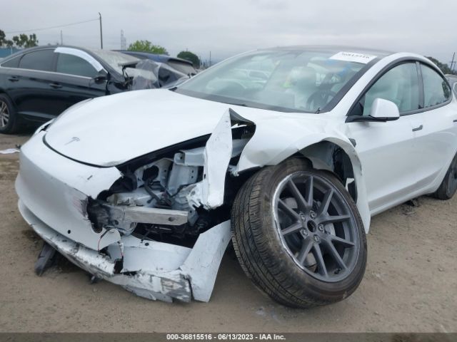 5YJ3E1EA4NF322204 Tesla MODEL 3