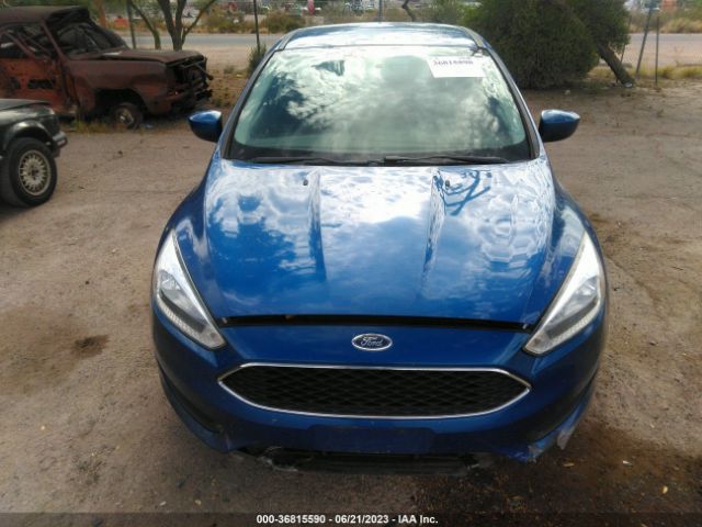 1FADP3F27JL315049 Ford FOCUS SE