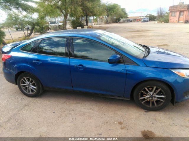 1FADP3F27JL315049 Ford FOCUS SE