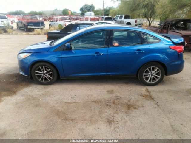 1FADP3F27JL315049 Ford FOCUS SE