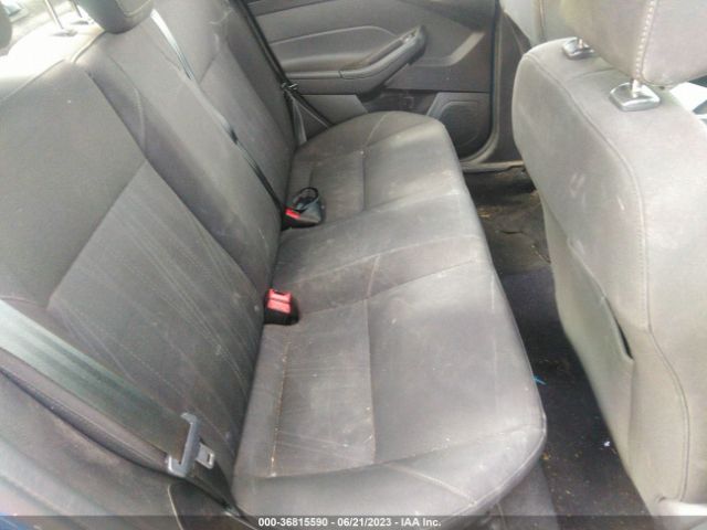 1FADP3F27JL315049 Ford FOCUS SE