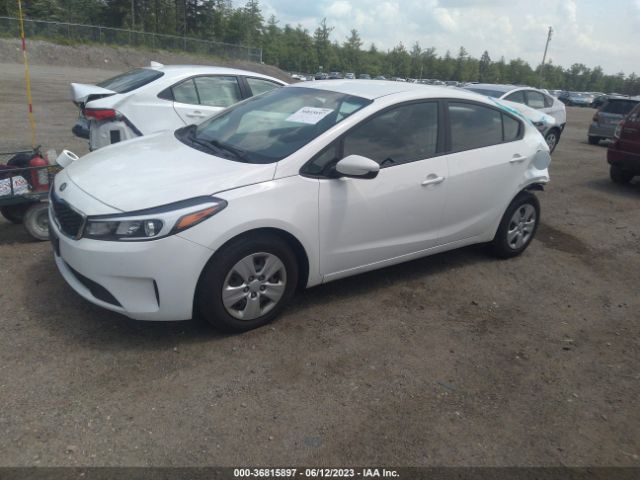 KIA FORTE LX 2017 3KPFK4A73HE137167 Image 2