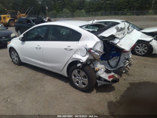 KIA FORTE LX 2017 3KPFK4A73HE137167 Image 3