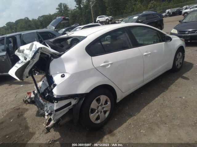 KIA FORTE LX 2017 3KPFK4A73HE137167 Image 4