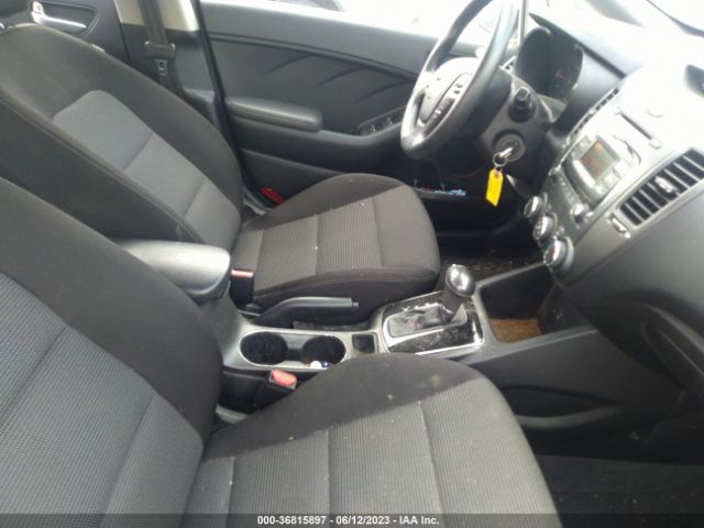 KIA FORTE LX 2017 3KPFK4A73HE137167 Image 5
