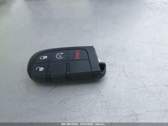 3C4PDDGGXJT386489 Dodge Journey Crossroad