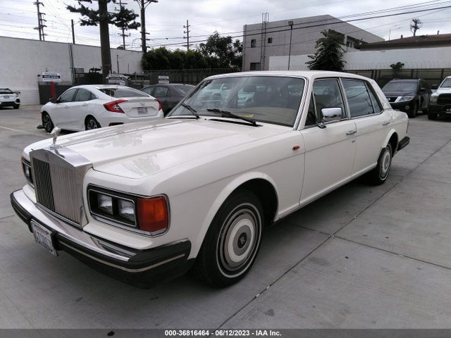1987 ROLLS-ROYCE SILVER SPUR VIN: SCAZN02A3HCX21820