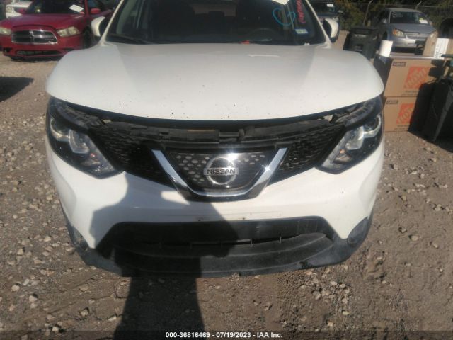 JN1BJ1CP9JW160755 Nissan Rogue Sport S
