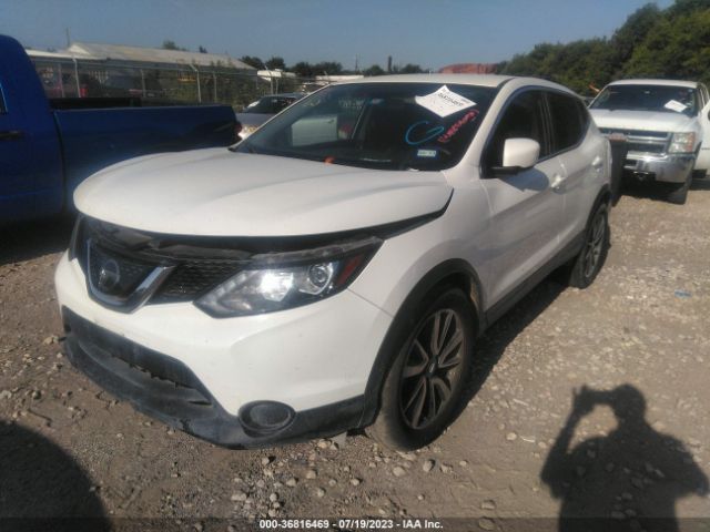 JN1BJ1CP9JW160755 Nissan Rogue Sport S