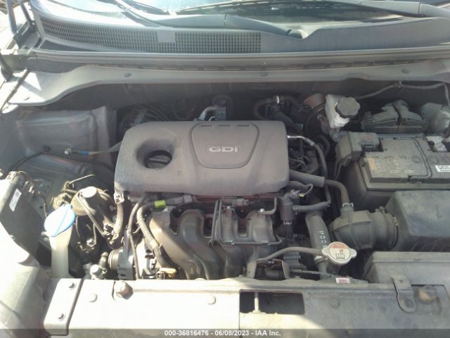 KNDJN2A29J7521048 KIA Soul Base