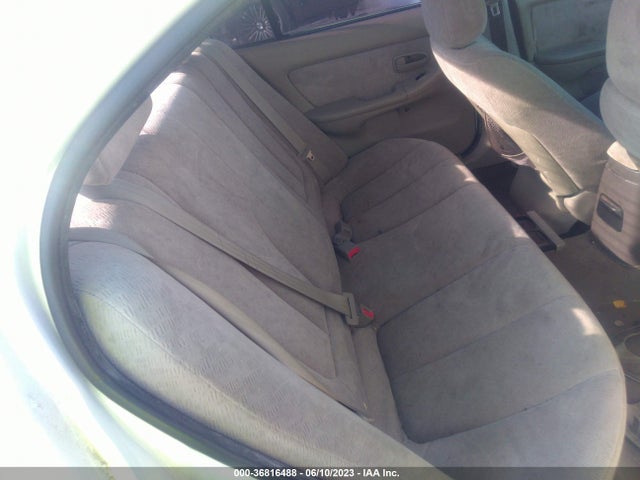 2004 HYUNDAI ELANTRA GLS/GT VIN: KMHDN46D44U835842