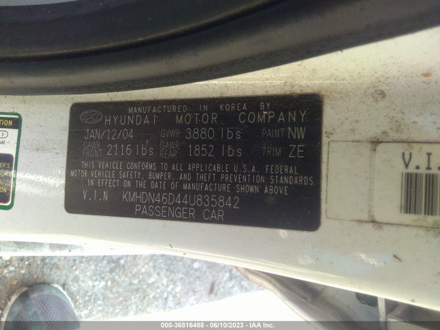 2004 HYUNDAI ELANTRA GLS/GT VIN: KMHDN46D44U835842