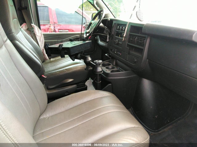 Chevrolet EXPRESS CARGO VAN 2018 1GCZGHFG8J1337159 Image 6