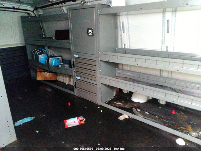 Chevrolet EXPRESS CARGO VAN 2018 1GCZGHFG8J1337159 Image 9