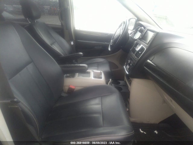2C4RC1BG4GR301160 Chrysler Town & Country Touring