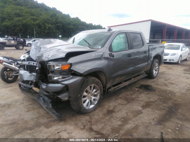 Chevrolet Silverado 1500 Custom 2020 3GCUYBEF2LG169830 Image 2