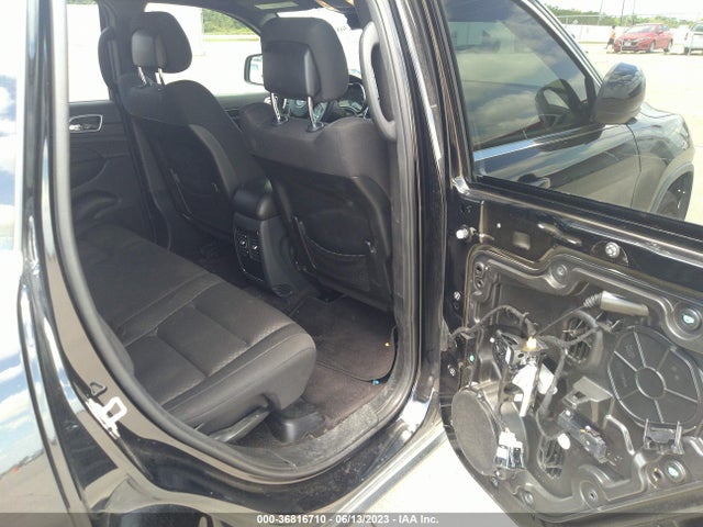 1C4RJEAG5JC141238 Jeep Grand Cherokee Laredo E