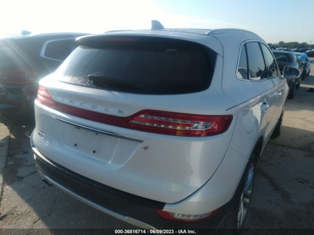 5LMCJ3D97KUL38732 Lincoln Mkc Reserve