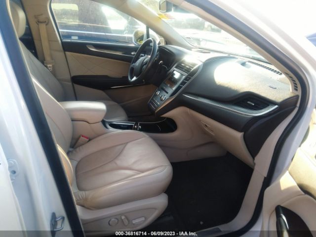 5LMCJ3D97KUL38732 Lincoln Mkc Reserve
