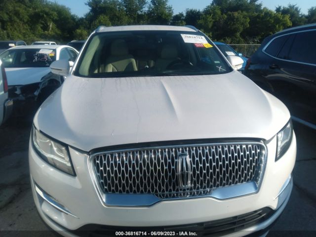 5LMCJ3D97KUL38732 Lincoln Mkc Reserve