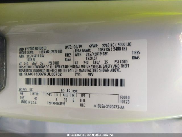 5LMCJ3D97KUL38732 Lincoln Mkc Reserve