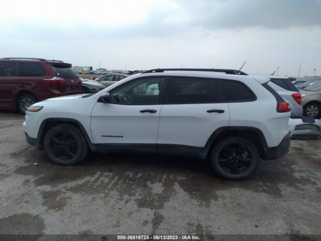 1C4PJLAB9GW336671 Jeep Cherokee Altitude