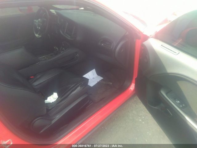 2C3CDZAG0GH345265 Dodge Challenger Sxt