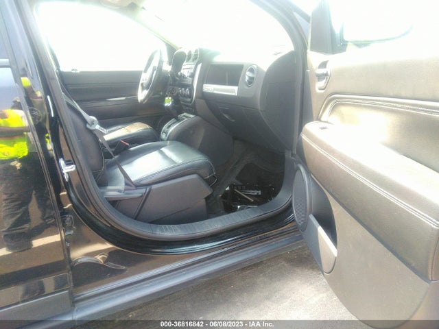 1C4NJDEB9GD795783 Jeep Compass High Altitude Edition