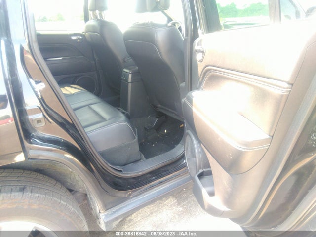 1C4NJDEB9GD795783 Jeep Compass High Altitude Edition