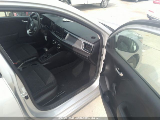 3KPA24AB3JE079548 KIA RIO LX