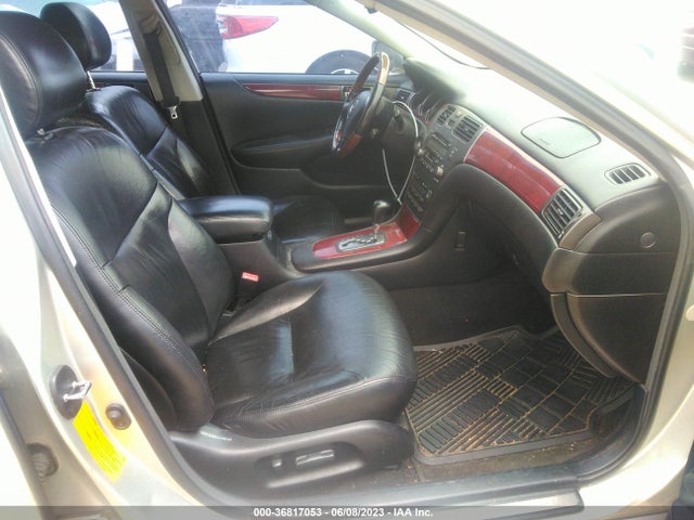 2002 LEXUS ES 300 VIN: JTHBF30G525005995