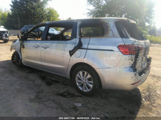 KNDMB5C15H6232812 KIA SEDONA LX
