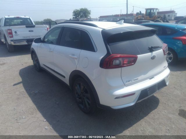 KNDCC3LC0H5093144 KIA Niro Touring Launch Edition