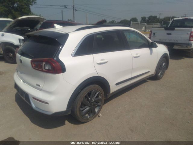 KNDCC3LC0H5093144 KIA Niro Touring Launch Edition