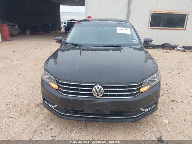 1VWBT7A32HC007136 Volkswagen Passat 1.8t Se