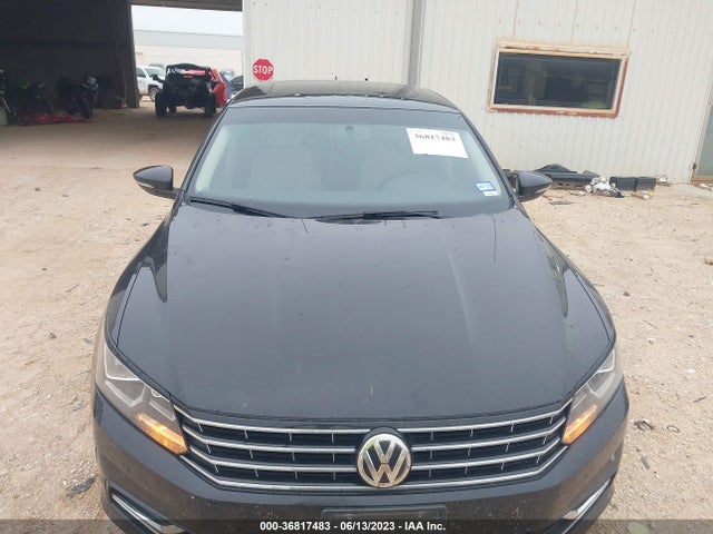 1VWBT7A32HC007136 Volkswagen Passat 1.8t Se