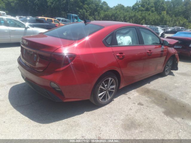 3KPF24AD5NE452926 KIA Forte Lxs