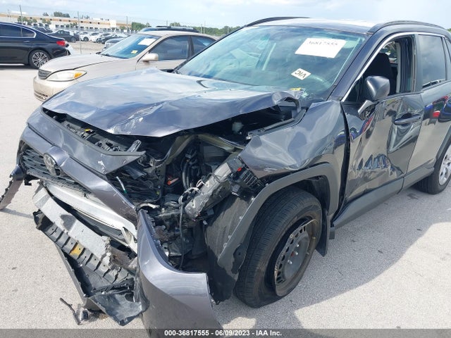 2019 TOYOTA RAV4 LE VIN: 2T3F1RFV2KW022045