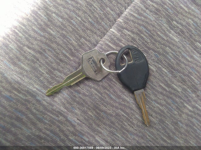 1998 NISSAN SENTRA VIN: 1N4AB41D9WC752414